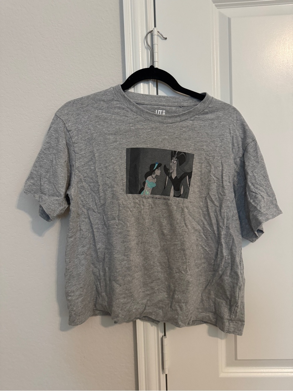 Uniqlo UT x Disney graphic tee women t-shirt size M